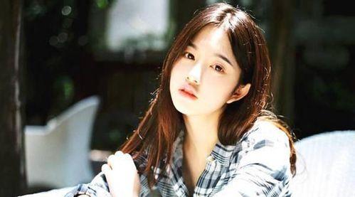 女财阀闪婚宝藏男孩,闪婚背后的豪门传奇